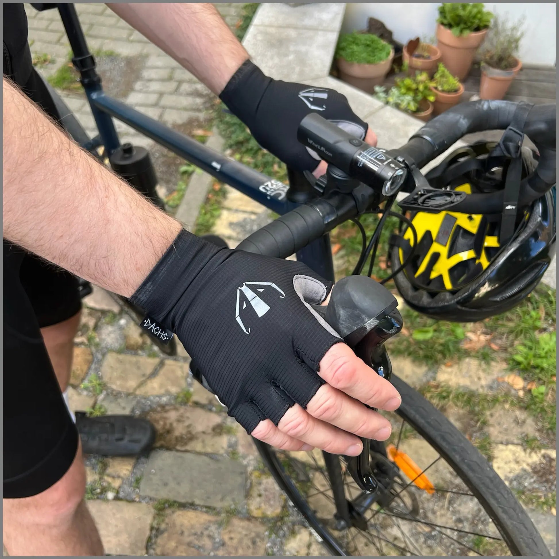 DACHS Unisex Half-Finger Gloves - Black DACHS Road-cycling - Radsport