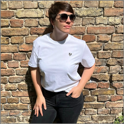 DACHS Unisex T-Shirt with Badge - White DACHS Road-cycling - Radsport